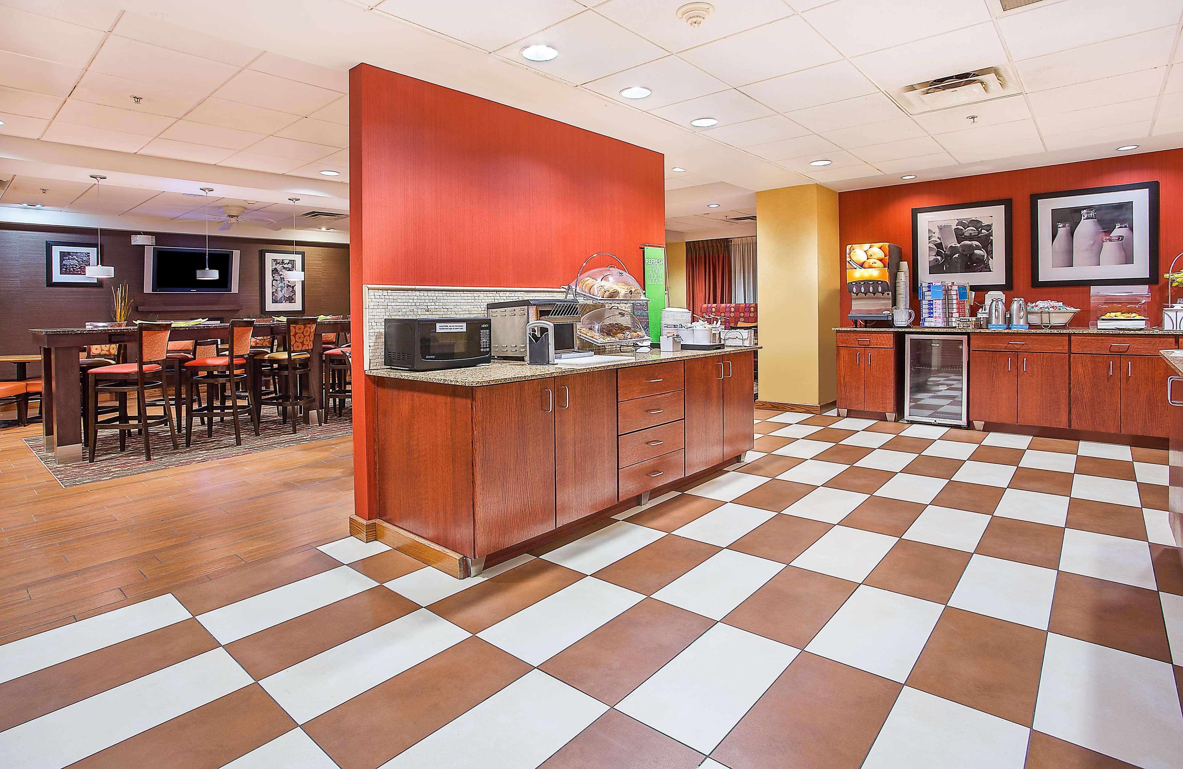 Hampton Inn Knoxville-West At Cedar Bluff Екстер'єр фото