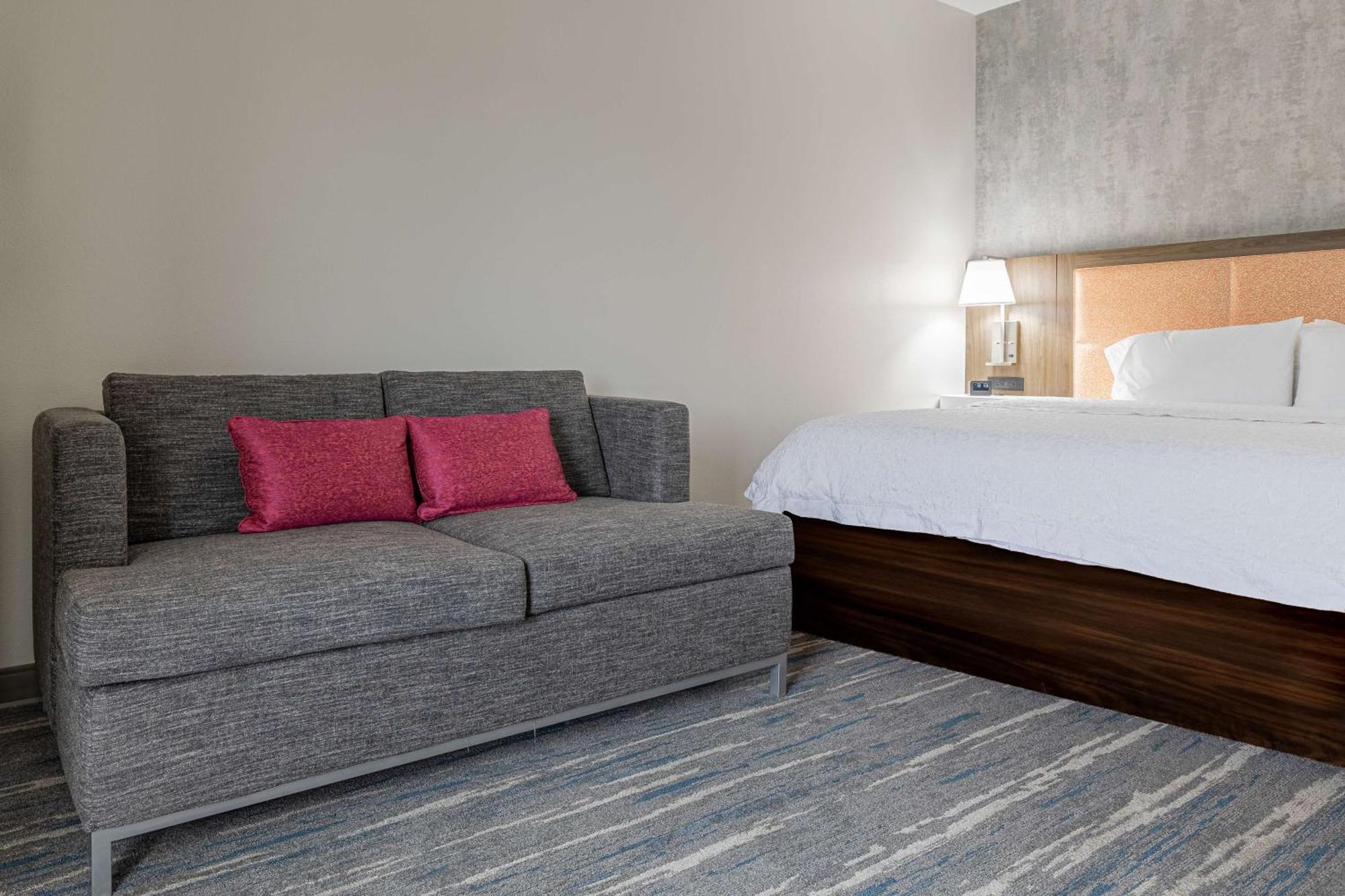 Hampton Inn Knoxville-West At Cedar Bluff Екстер'єр фото