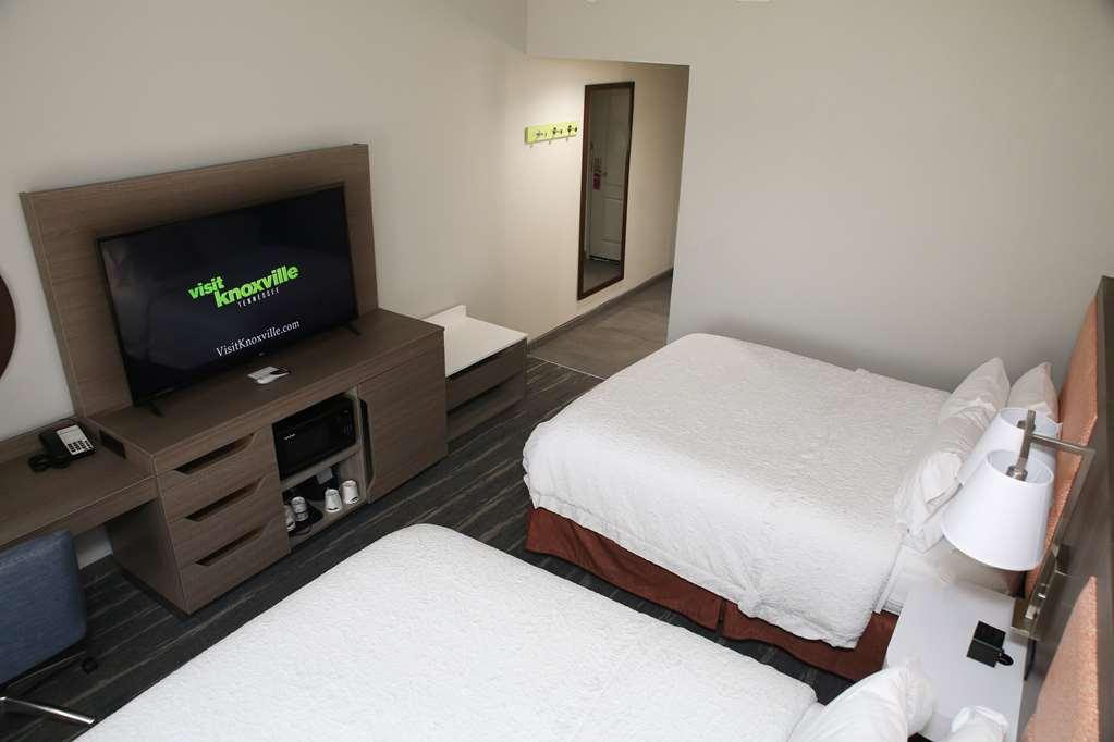 Hampton Inn Knoxville-West At Cedar Bluff Номер фото